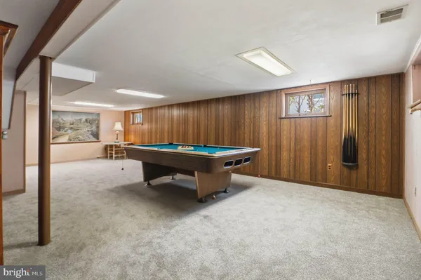 $425,000 | 348 Valley View Road, Springfield, PA 19064