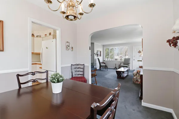 $425,000 | 348 Valley View Road, Springfield, PA 19064