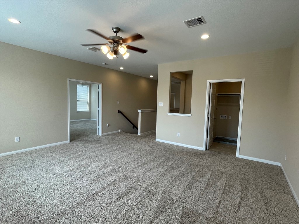 10418 Quiet Courtyard Road Houston, TX 77043 - Photo 30 of 48