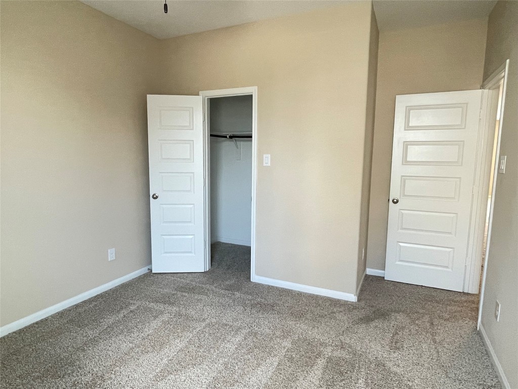 10418 Quiet Courtyard Road Houston, TX 77043 - Photo 39 of 48