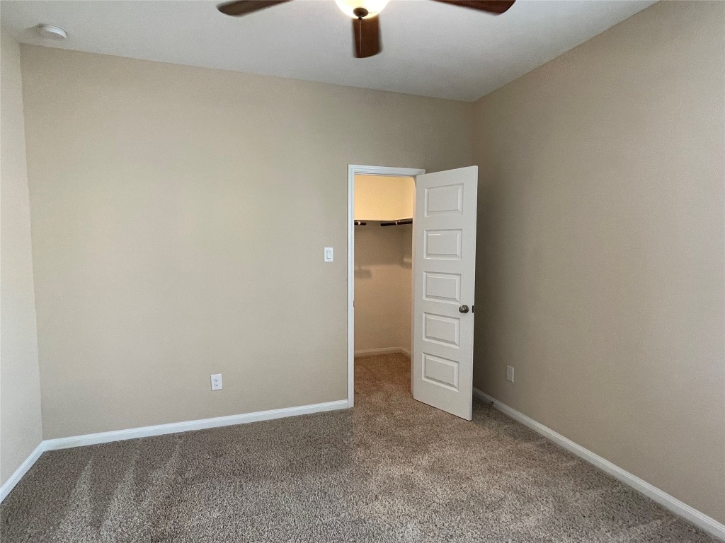 10418 Quiet Courtyard Road Houston, TX 77043 - Photo 43 of 48