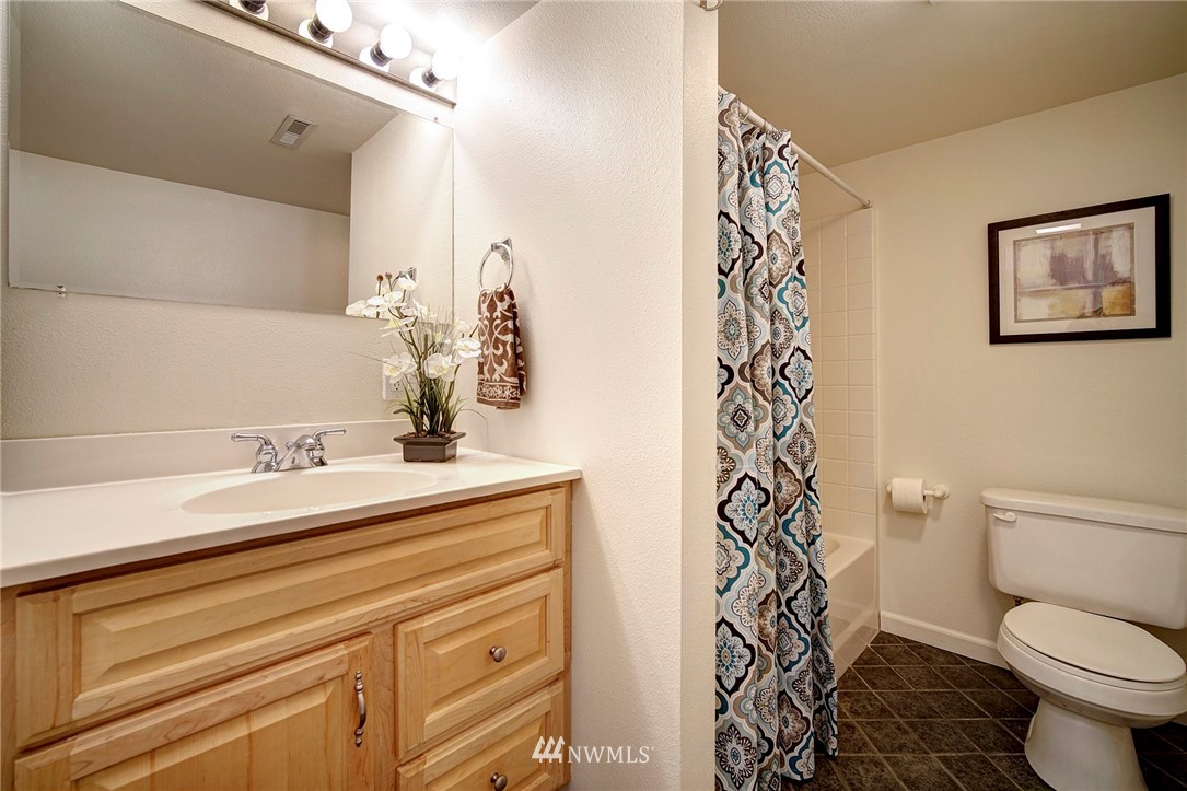 818 North 32nd Street Renton, WA 98056 - Photo 20 of 21