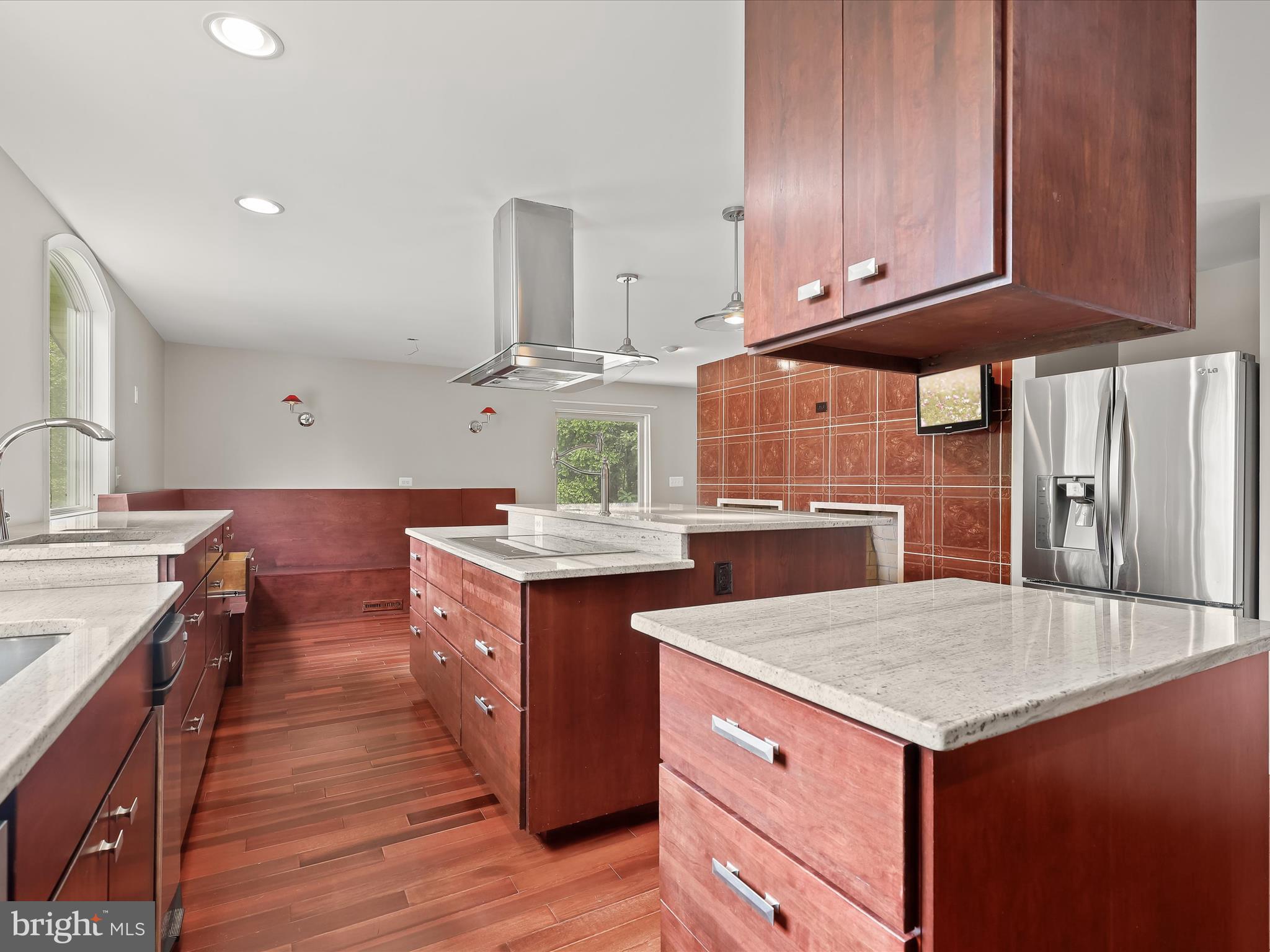 507 Danmarth Road Sykesville, MD 21784 - Photo 10 of 33 Eat-in Kitchen