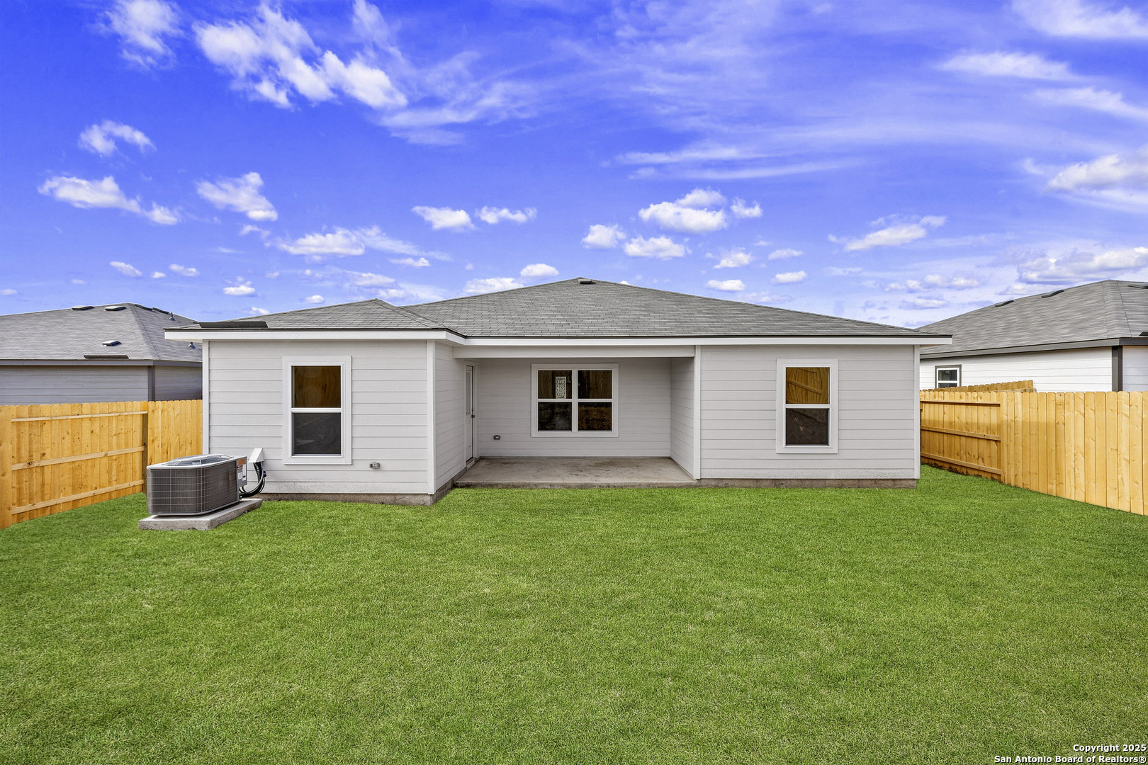 16116 Farmer Lytle, TX 78052 - Photo 2 of 30