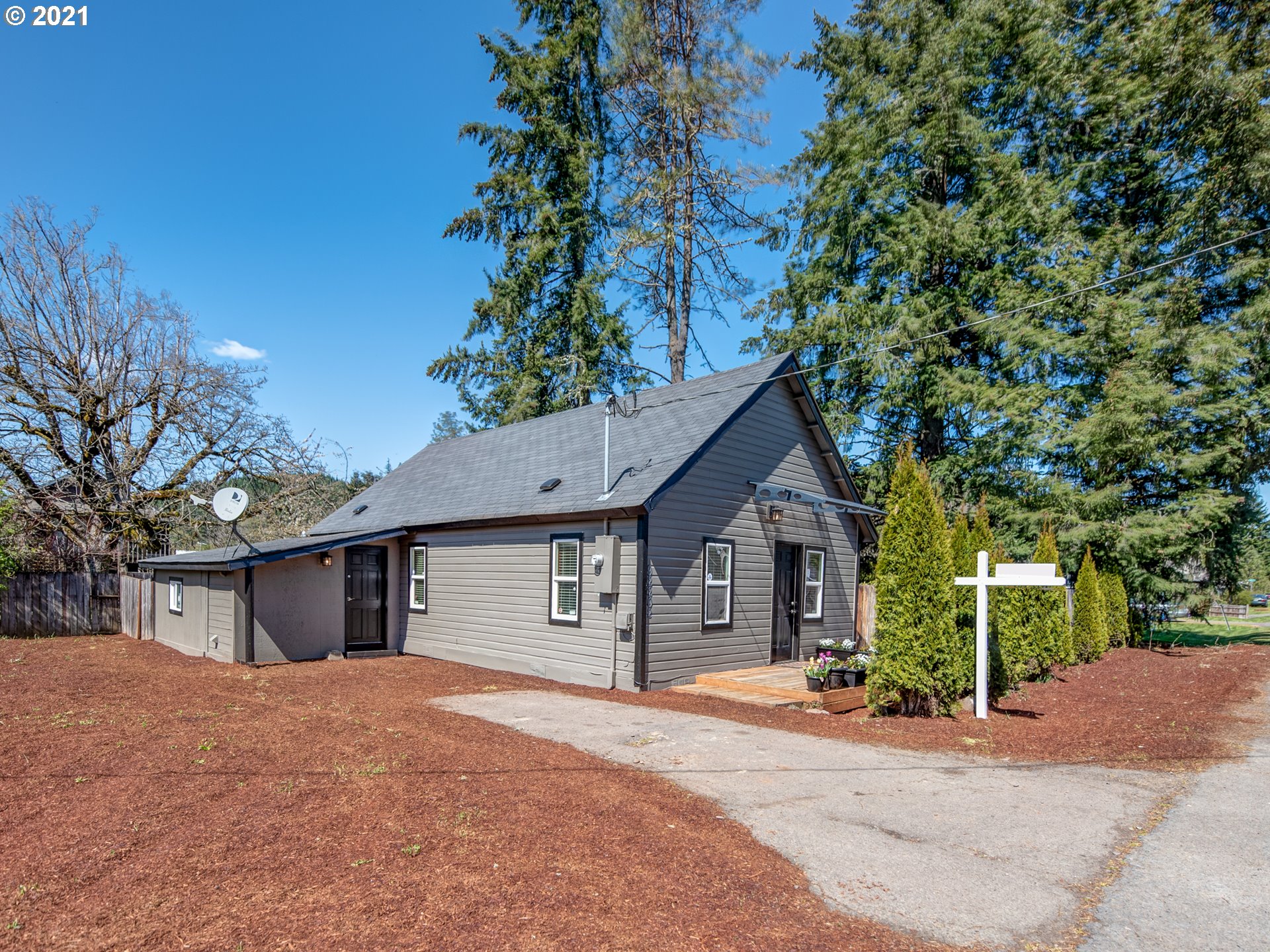 92202 Carson Street Marcola, OR 97454 - Photo 3 of 24