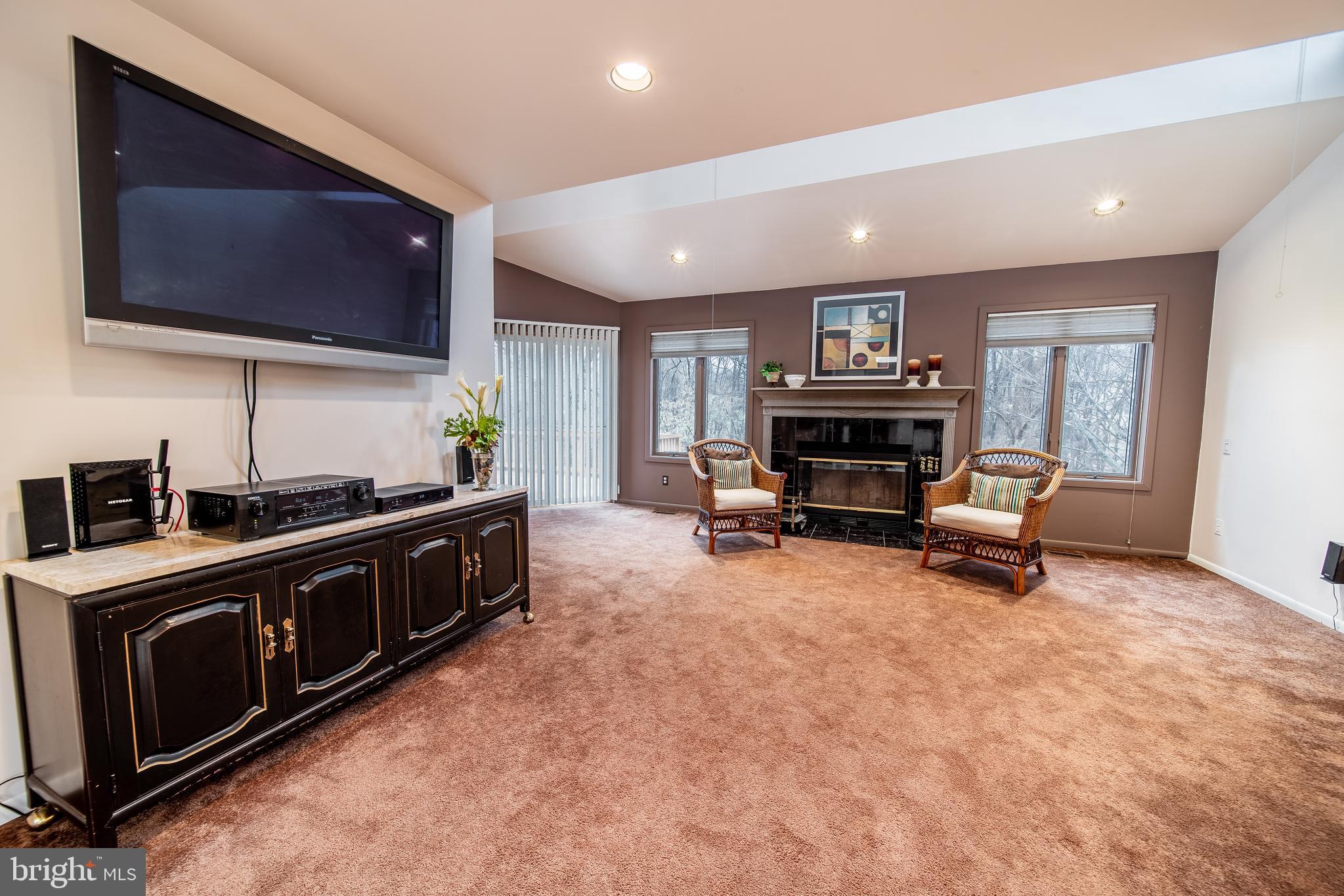 3735 Spring Lake Lane Owings Mills, MD 21117 - Photo 7 of 33