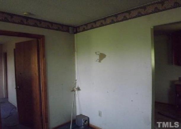 1535 Auctioneer Road Clinton, NC 28328 - Photo 10 of 10 a bathroom with a shower