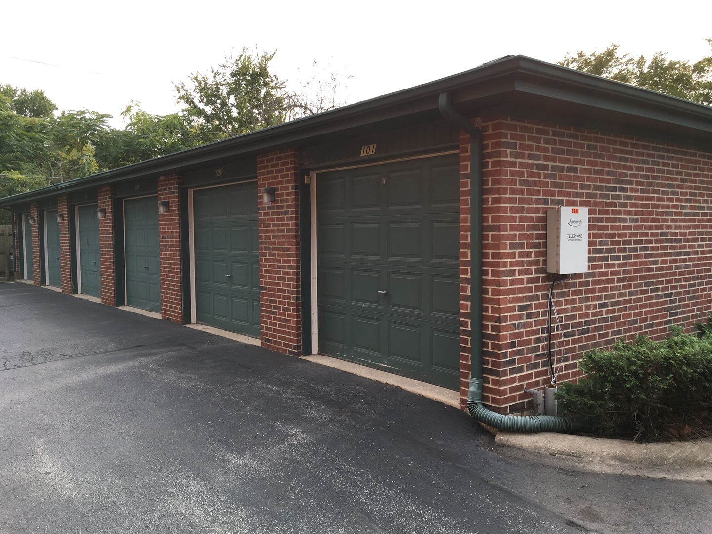 616 East 5th Avenue, Unit 201 Naperville, IL 60563 - Photo 12 of 16