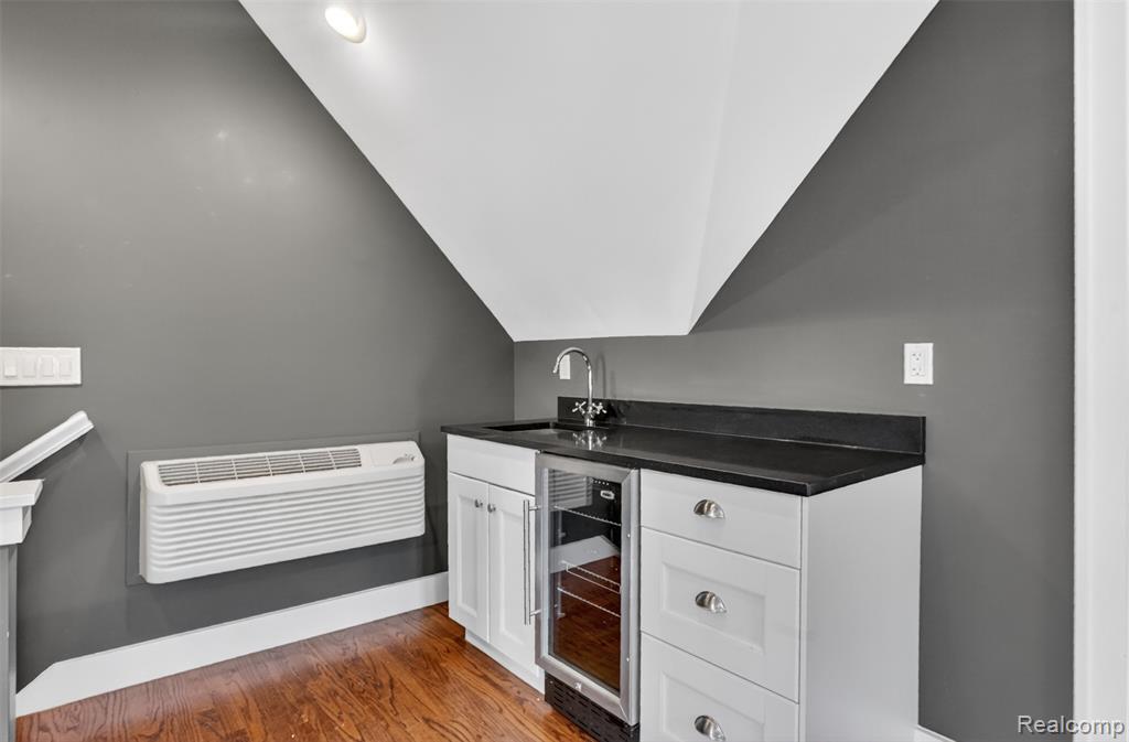 1236 Edgewood Road Birmingham, MI 48009 - Photo 47 of 53