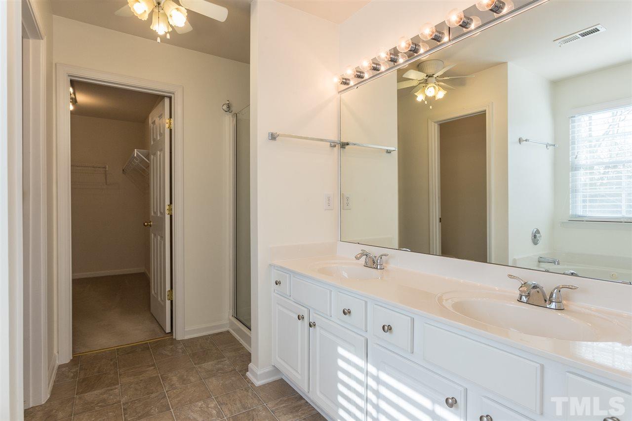 1532 Nealstone Way Raleigh, NC 27614 - Photo 23 of 30