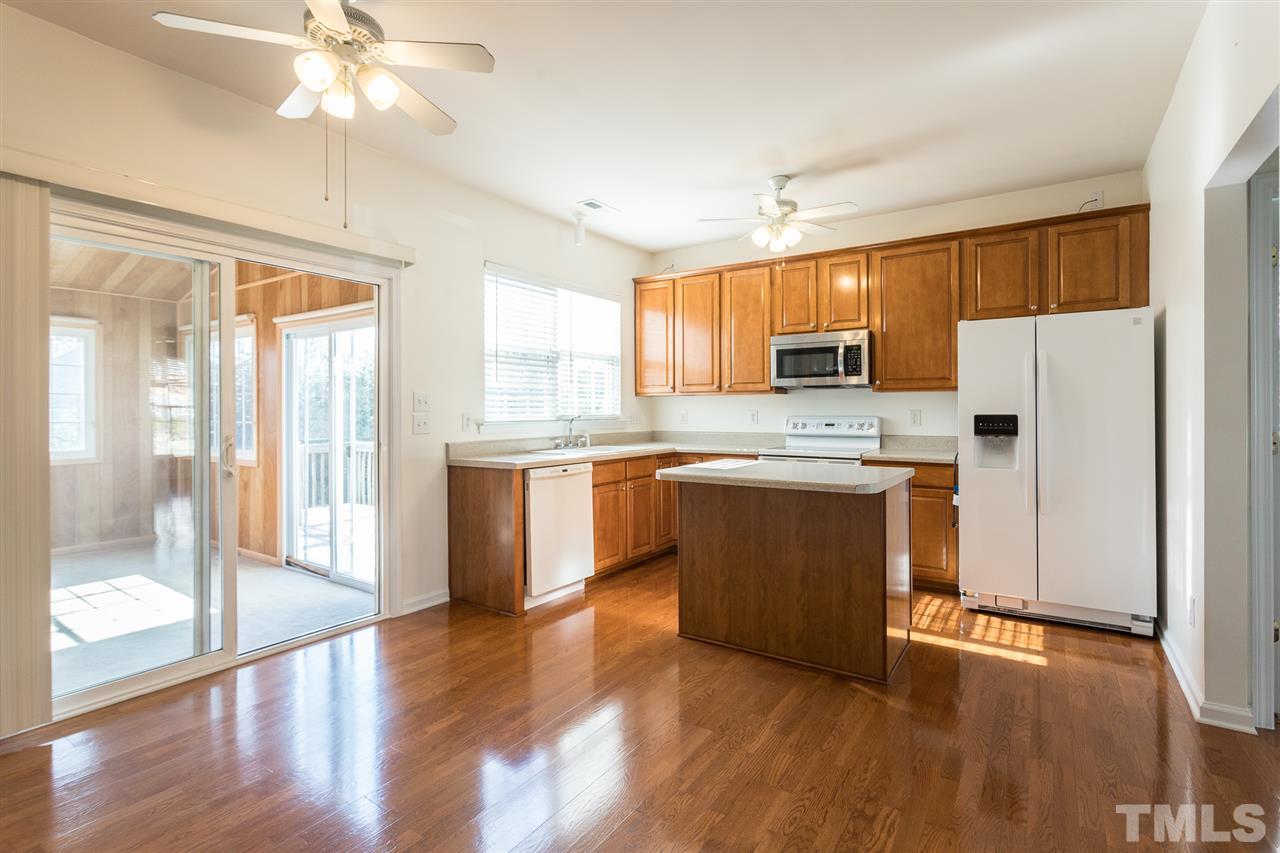 1532 Nealstone Way Raleigh, NC 27614 - Photo 6 of 30
