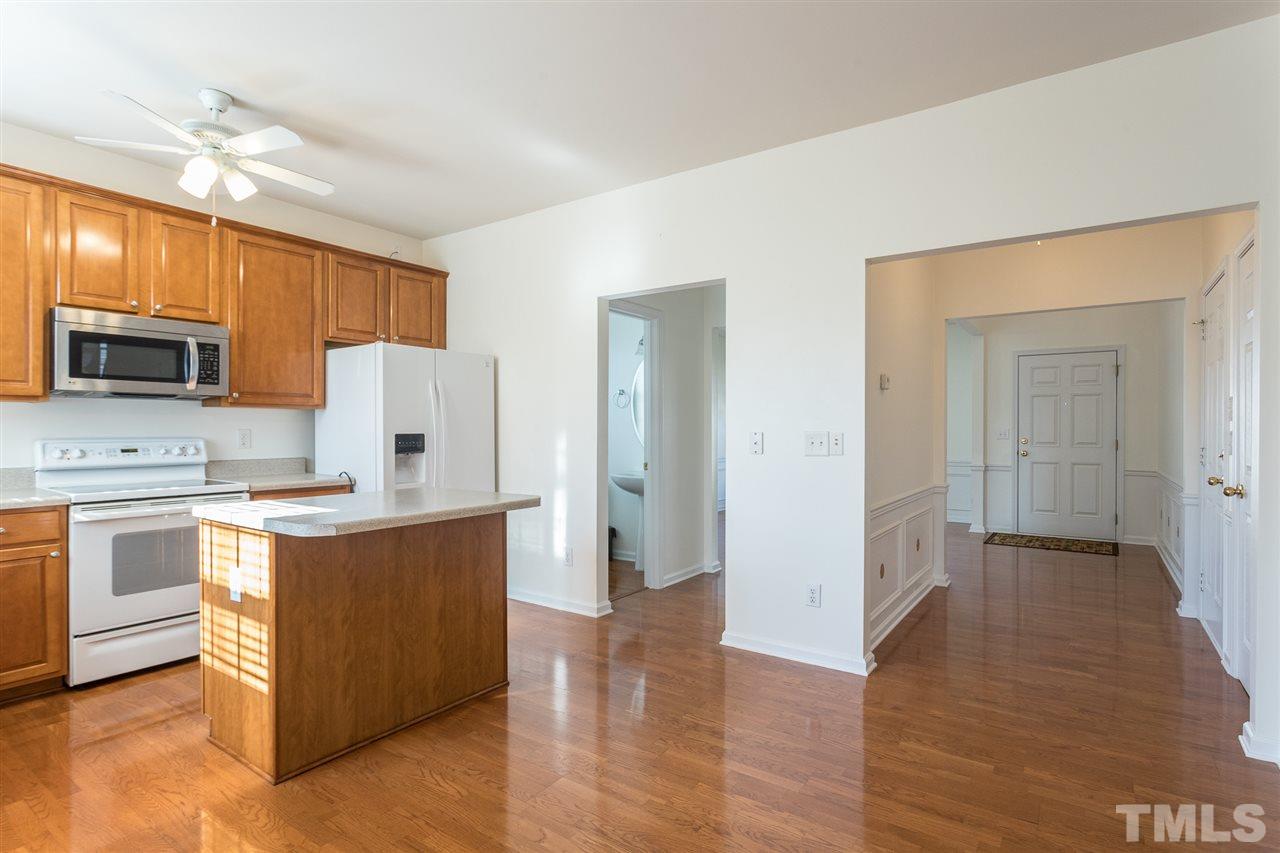 1532 Nealstone Way Raleigh, NC 27614 - Photo 8 of 30