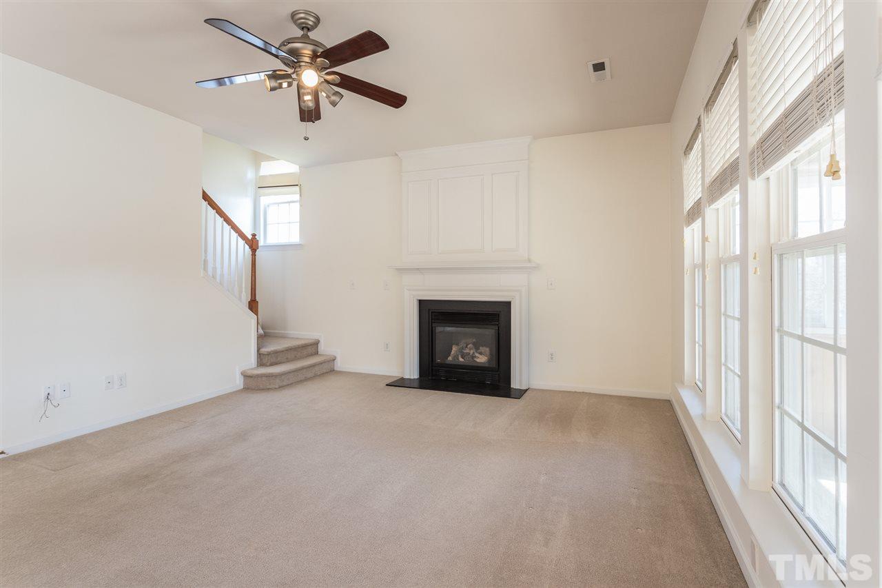 1532 Nealstone Way Raleigh, NC 27614 - Photo 10 of 30