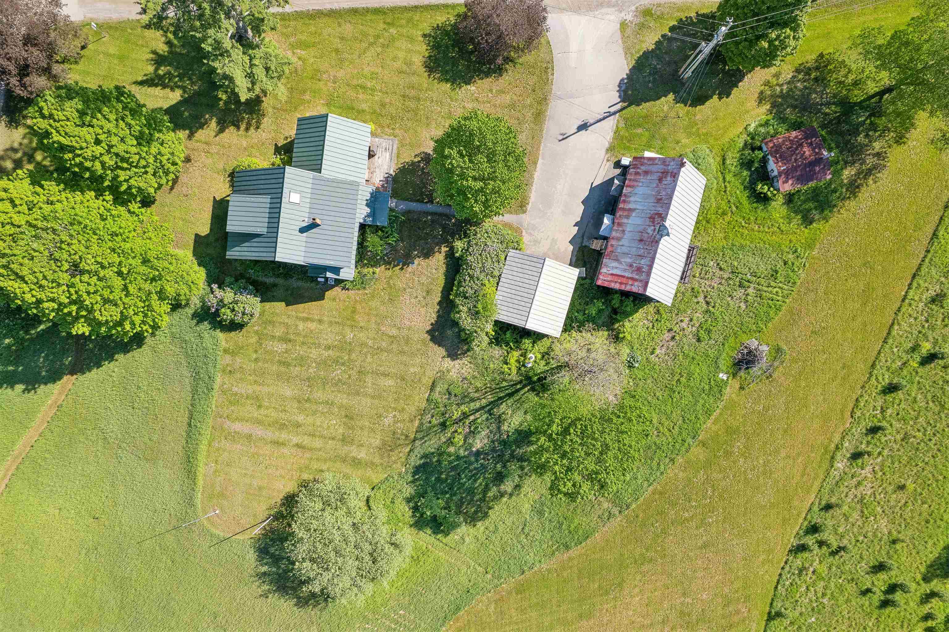 4 Larkin Road Tunbridge, VT 05077 - Photo 11 of 24