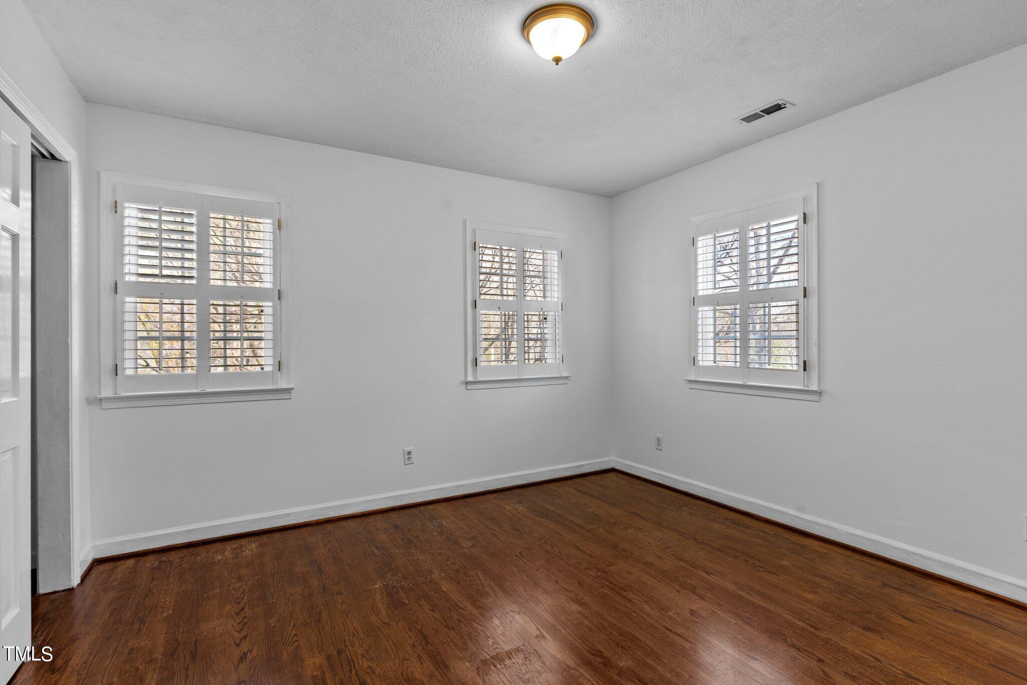 1324 Ravenhurst Drive Raleigh, NC 27615 - Photo 29 of 65 20-web-or-mls-8Y3A9073