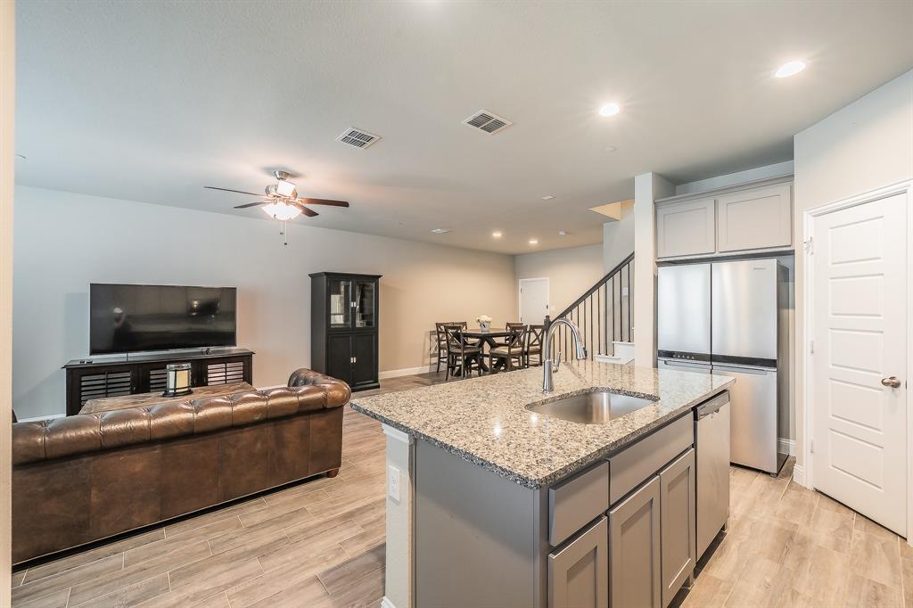 5984 Bursey Road Watauga, TX 76148 - Photo 8 of 32 Gallery Image 8