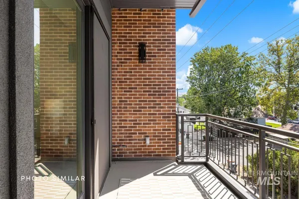 $848,000 | 55 East State Street, Unit 205, Eagle, ID 83616