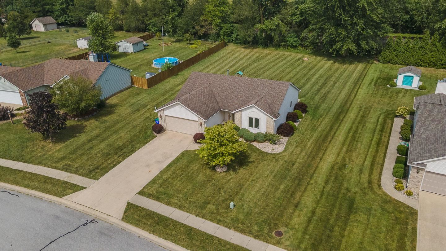 7801 Fibia Place Fort Wayne, IN 46818 - Photo 2 of 16 Gallery Image 2