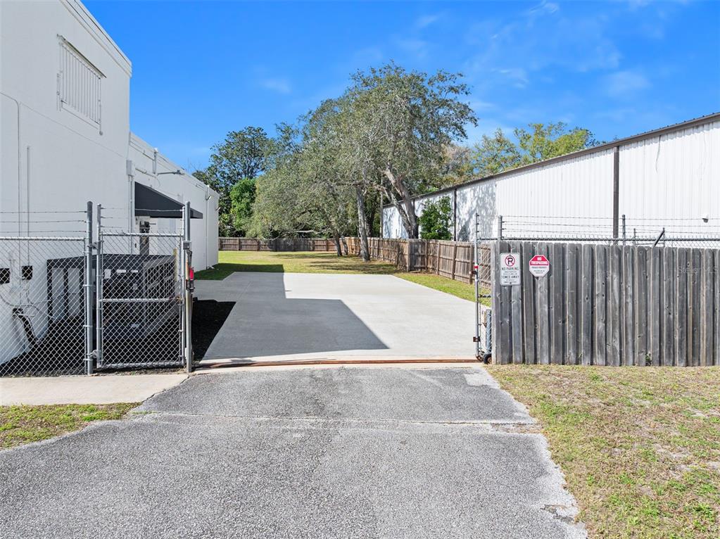 974 South Nova Road Ormond Beach, FL 32174 - Photo 7 of 81