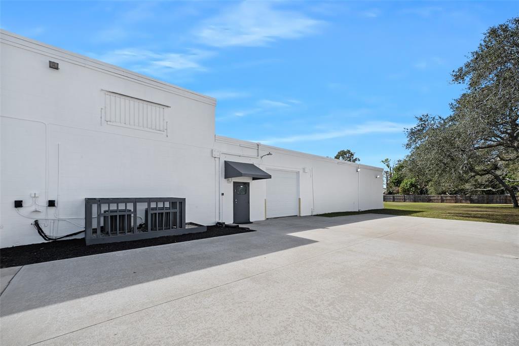 974 South Nova Road Ormond Beach, FL 32174 - Photo 9 of 81