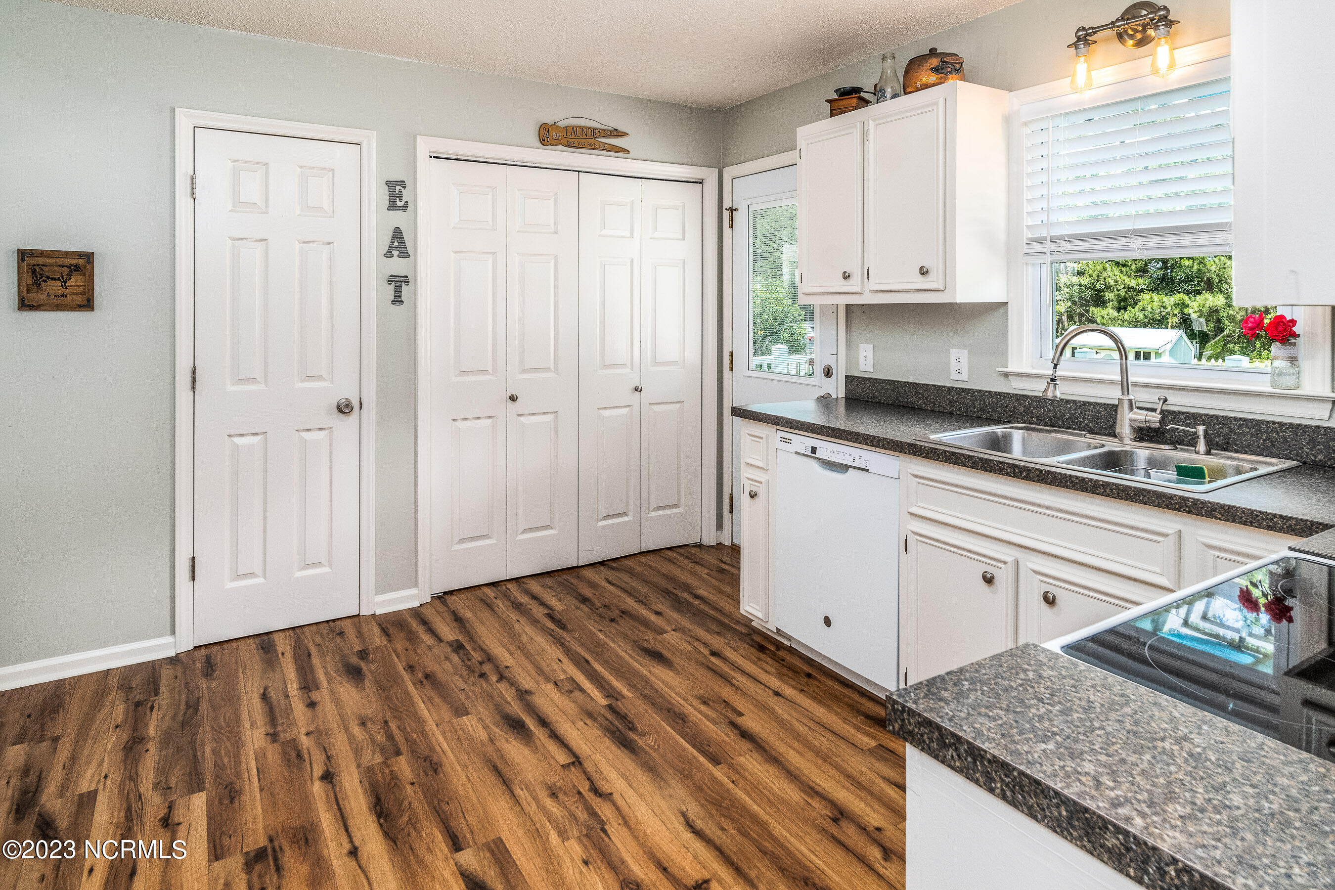 1947 Ivy Road Greenville, NC 27858 - Photo 15 of 35 20230510 MLS A_Dhillion 1947 Ivy Rd Gree