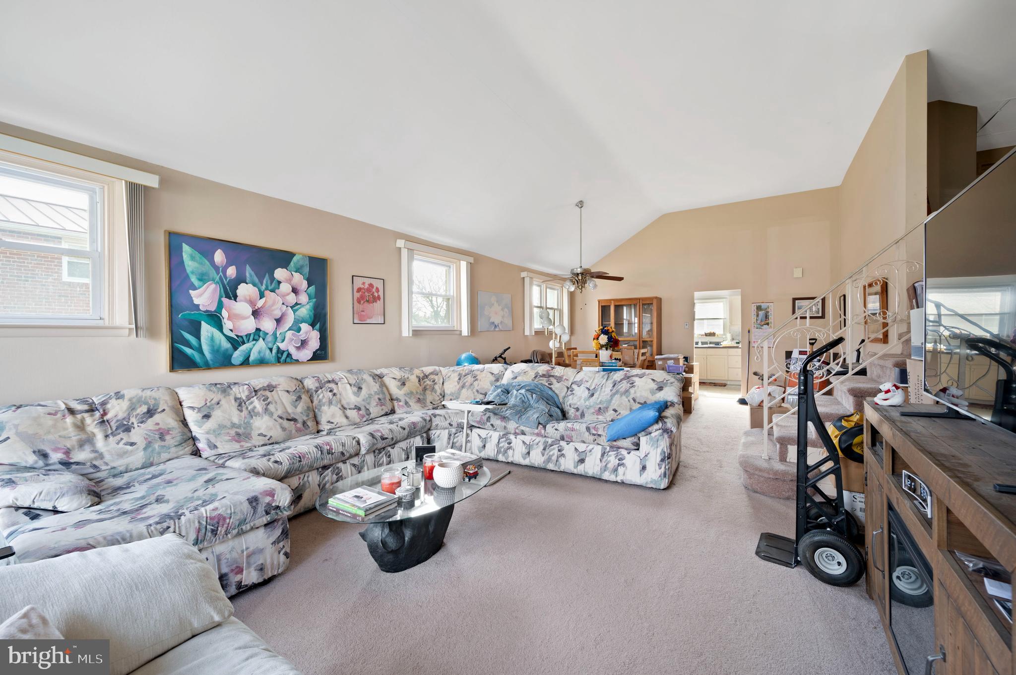 9987 Verree Road Philadelphia, PA 19115 - Photo 4 of 16