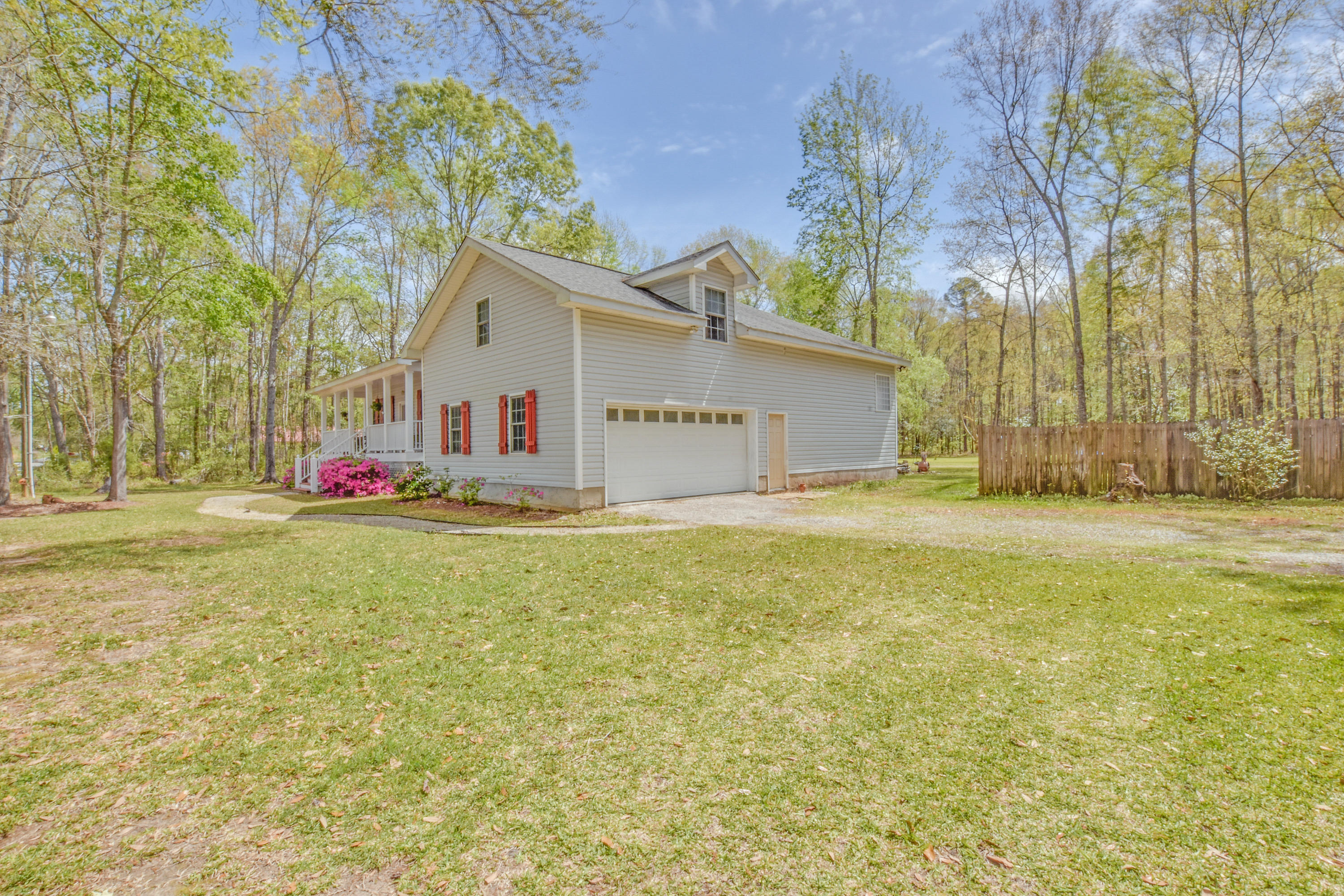 2895 Otranto Road North Charleston, SC 29406 - Photo 9 of 52 Attached Garage