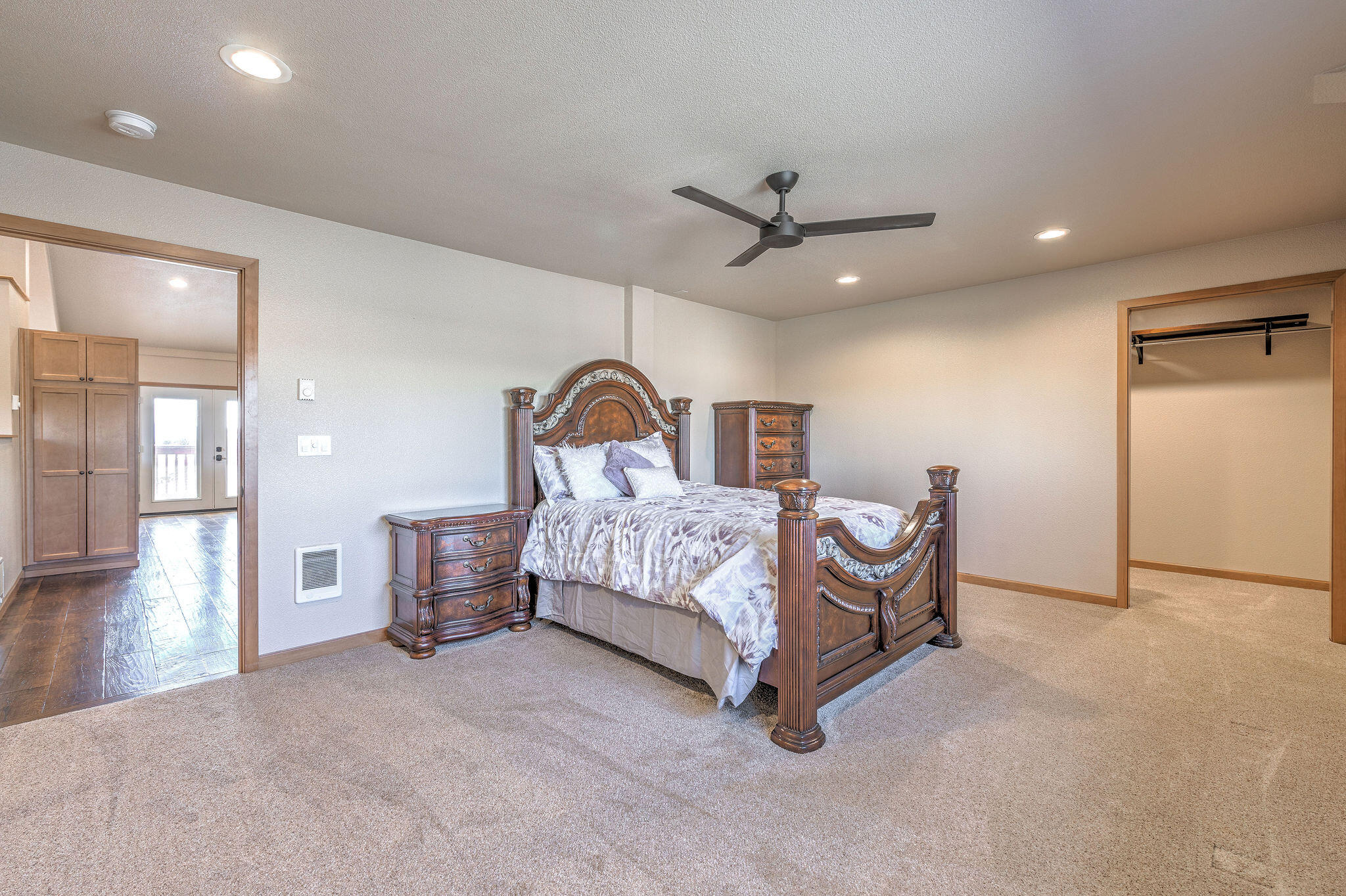 23770 Dodds Road Bend, OR 97701 - Photo 52 of 90 090A0843_4_5_6_7