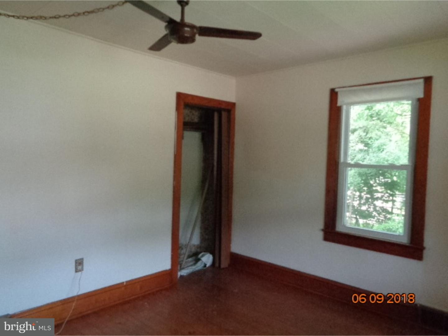 65 South Bridgeport Road Bridgeport, NJ 08014 - Photo 5 of 16 Gallery Image 5