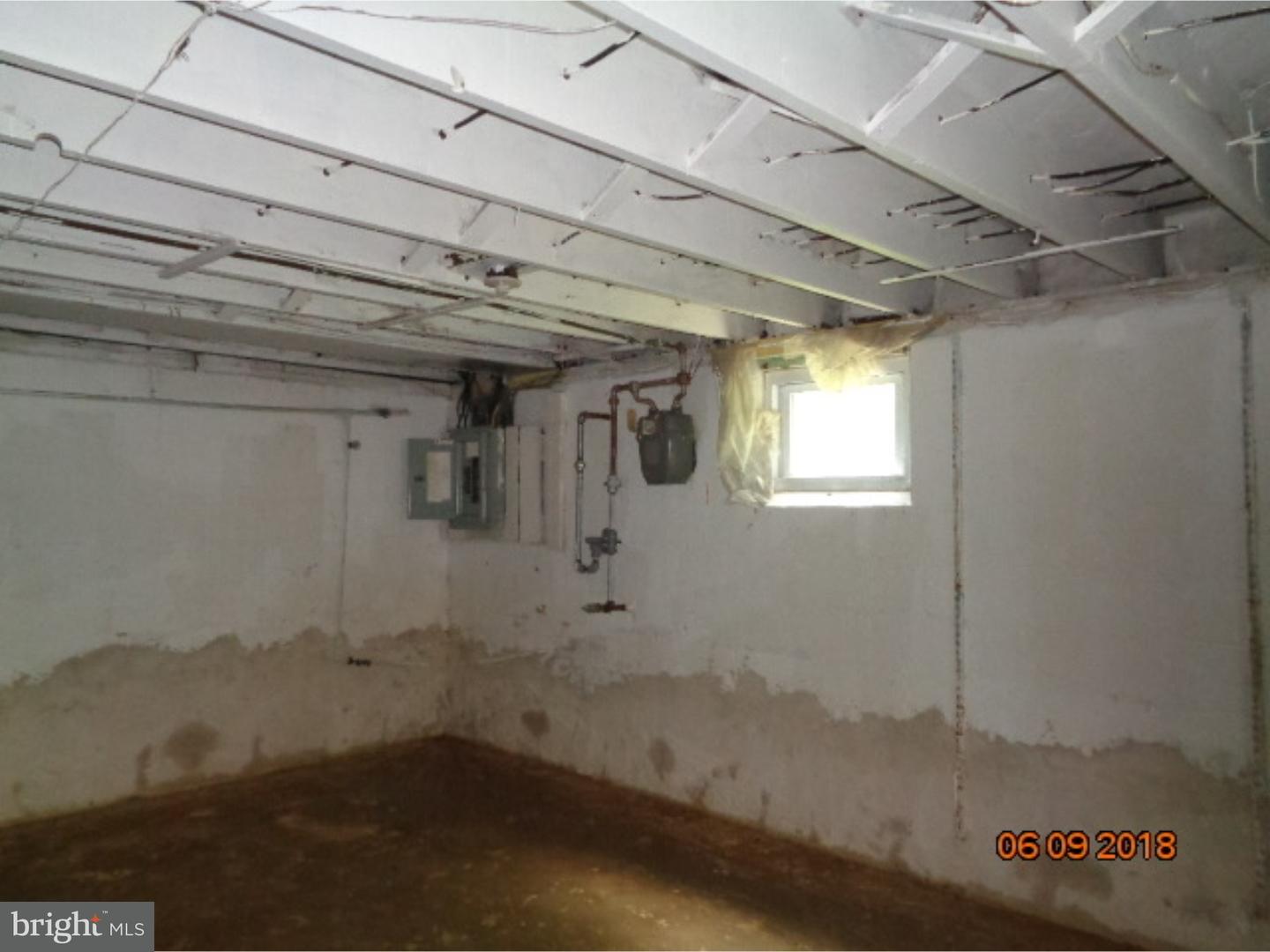 65 South Bridgeport Road Bridgeport, NJ 08014 - Photo 8 of 16 Gallery Image 8