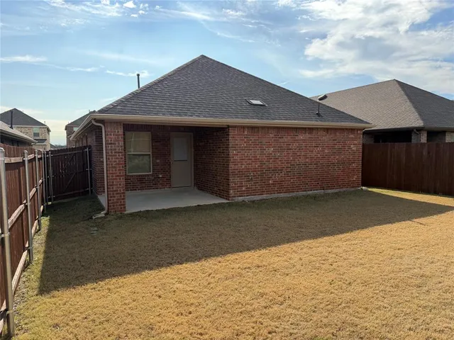$2,000 | 848 Good Cheer Lane, Lavon, TX 75166