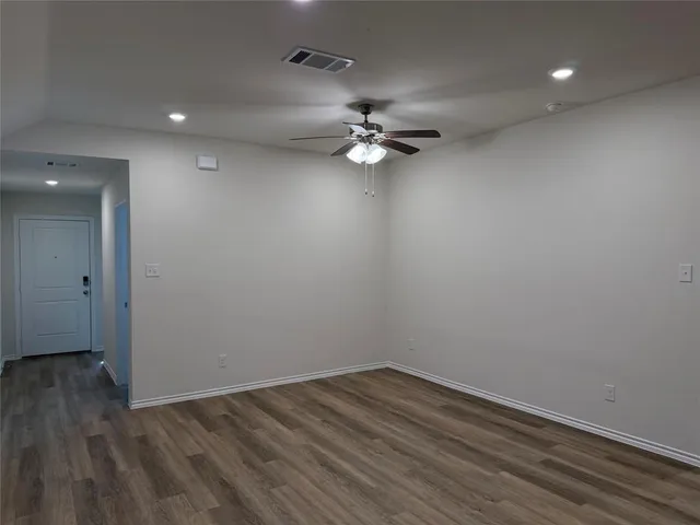 $2,000 | 848 Good Cheer Lane, Lavon, TX 75166