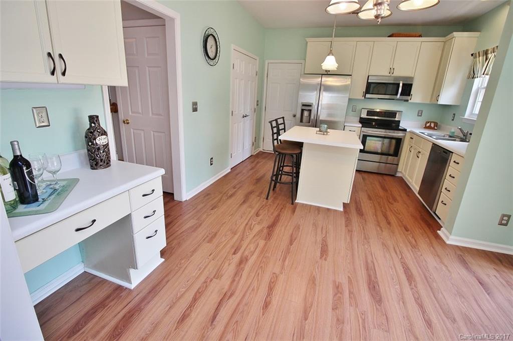 928 Knightsbridge Road Fort Mill, SC 29708 - Photo 12 of 21