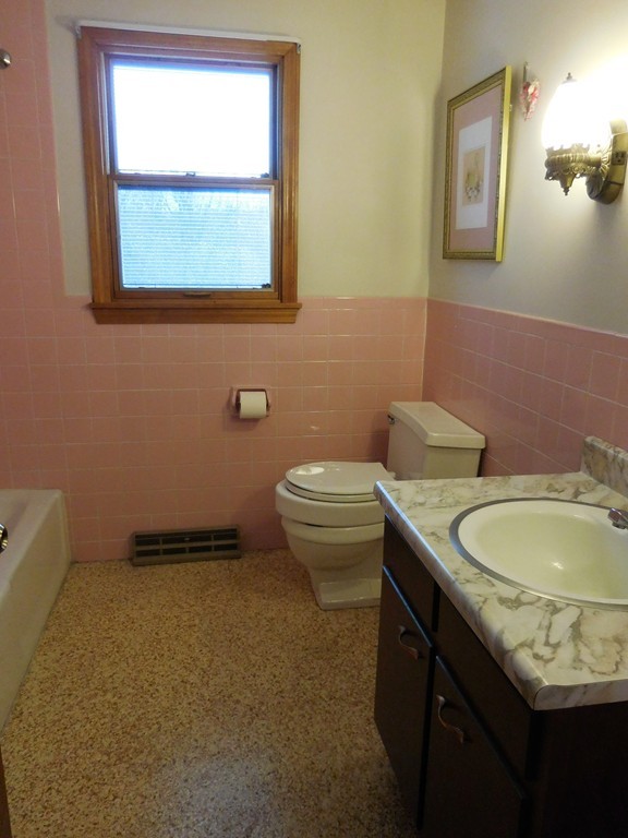 930 Piper Road West Springfield, MA 01089 - Photo 22 of 28