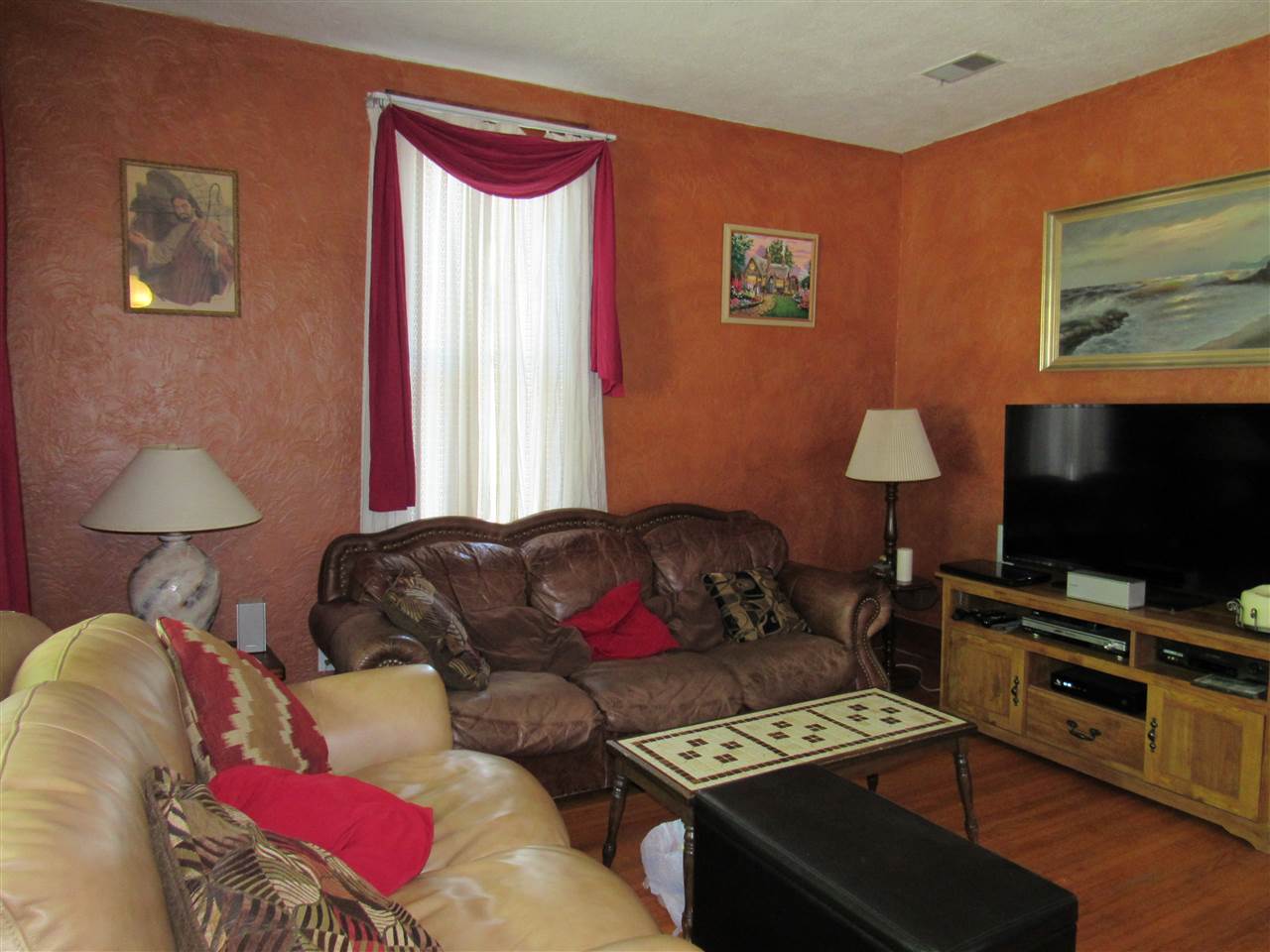 411 North Broadway Street Butler, IN 46721 - Photo 3 of 25