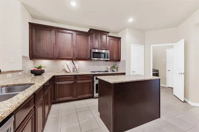 $375,000 | 4813 Stacy Court, Rowlett, TX 75088