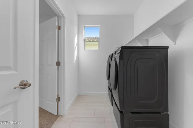 $2,300 | 15035 South 178th Drive, Goodyear, AZ 85338