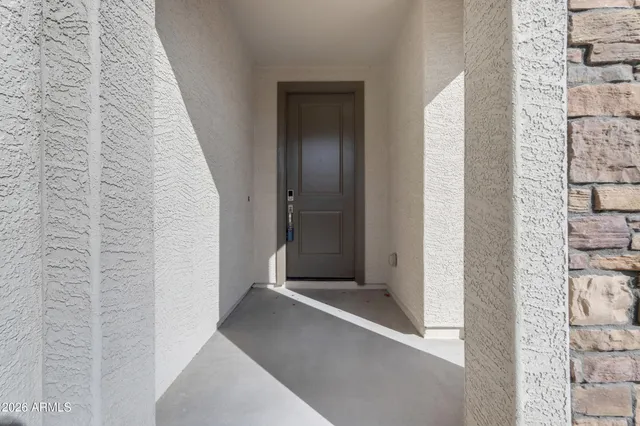 $2,300 | 15035 South 178th Drive, Goodyear, AZ 85338