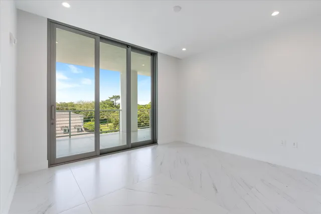 $3,788,500 | 495 East Royal Palm Road, Unit 402, Boca Raton, FL 33432