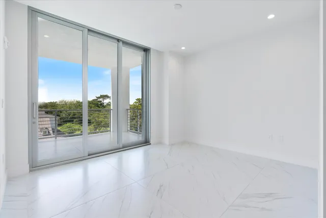 $3,788,500 | 495 East Royal Palm Road, Unit 402, Boca Raton, FL 33432