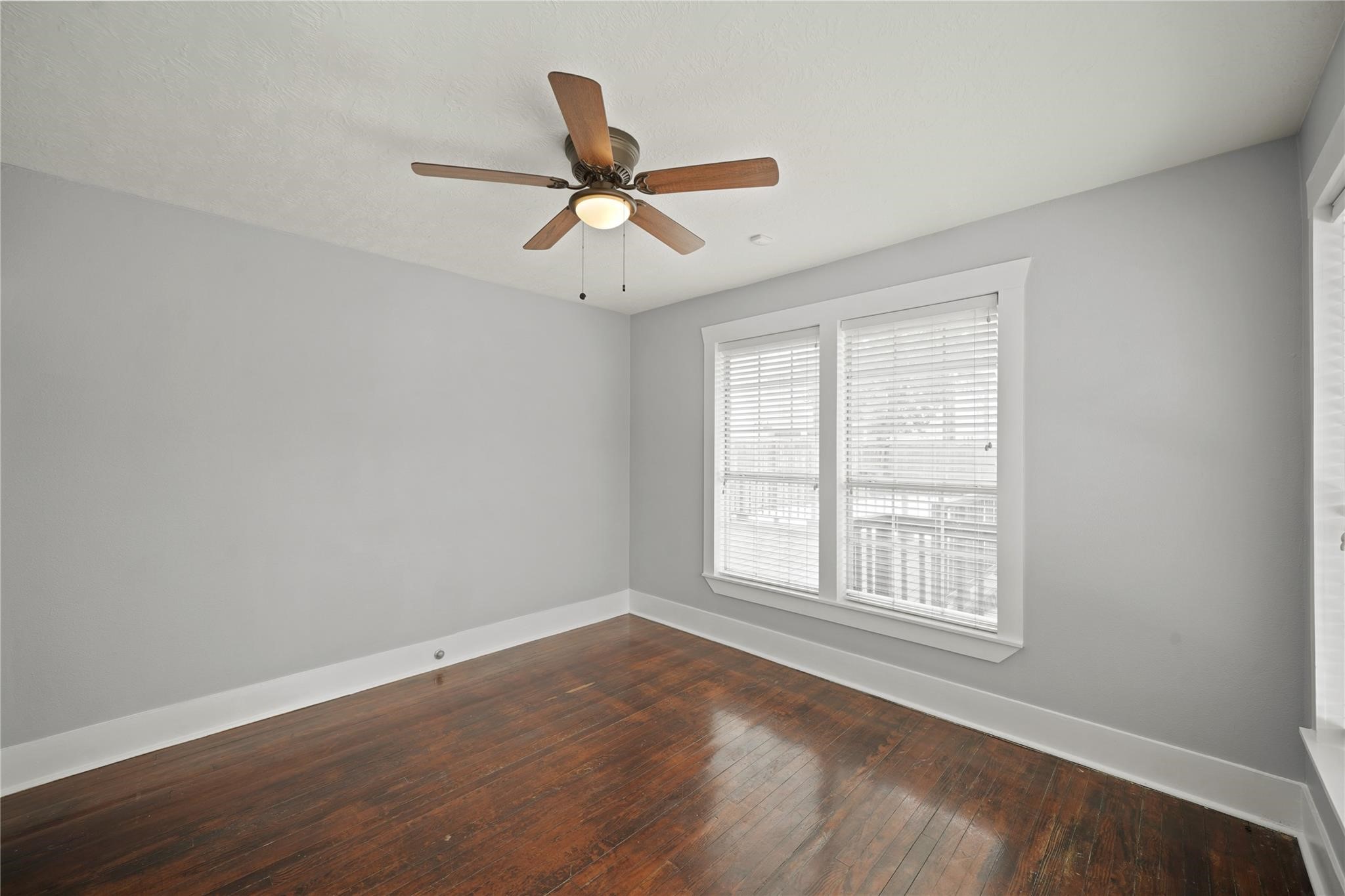 741 East 9th Street Houston, TX 77007 - Photo 23 of 43