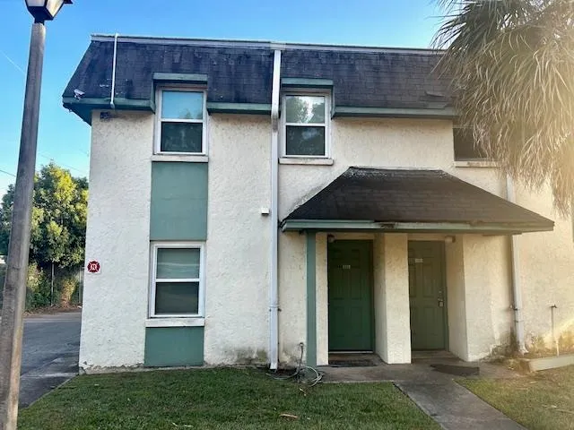$995 | 2325-102 West Pensacola Street, Tallahassee, FL 32304