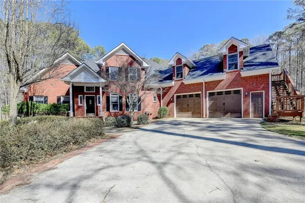 $775,000 | 60 Hickory Hill Drive, Oxford, GA 30054