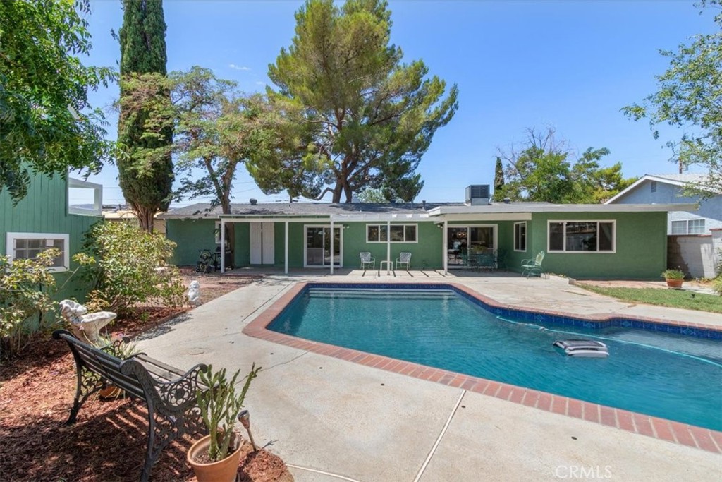 4817 Quartz Hill Road Quartz Hill, CA 93536 - Photo 2 of 40