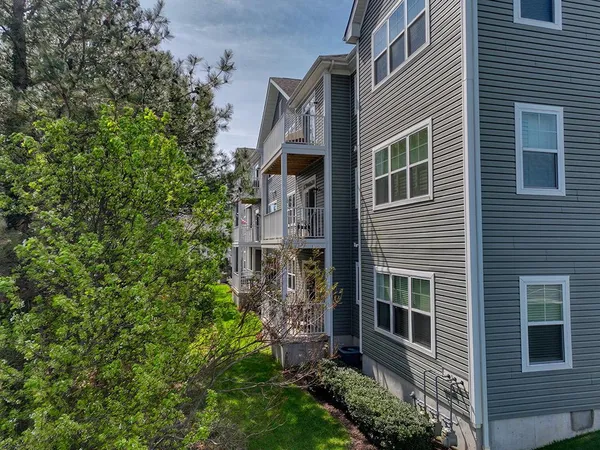 $598,900 | 37670 Exeter Drive, Unit 2, Rehoboth Beach, DE 19971
