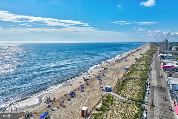 $599,000 | 37670 Exeter Drive, Unit 2, Rehoboth Beach, DE 19971