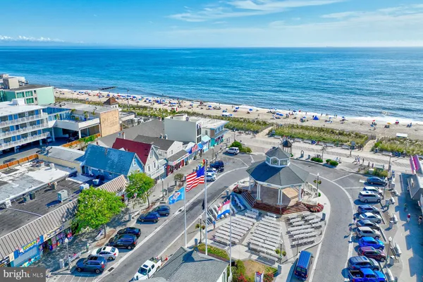 $599,000 | 37670 Exeter Drive, Unit 2, Rehoboth Beach, DE 19971