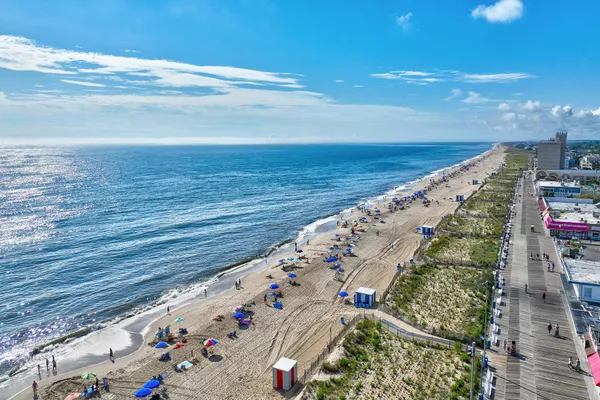 $598,900 | 37670 Exeter Drive, Unit 2, Rehoboth Beach, DE 19971