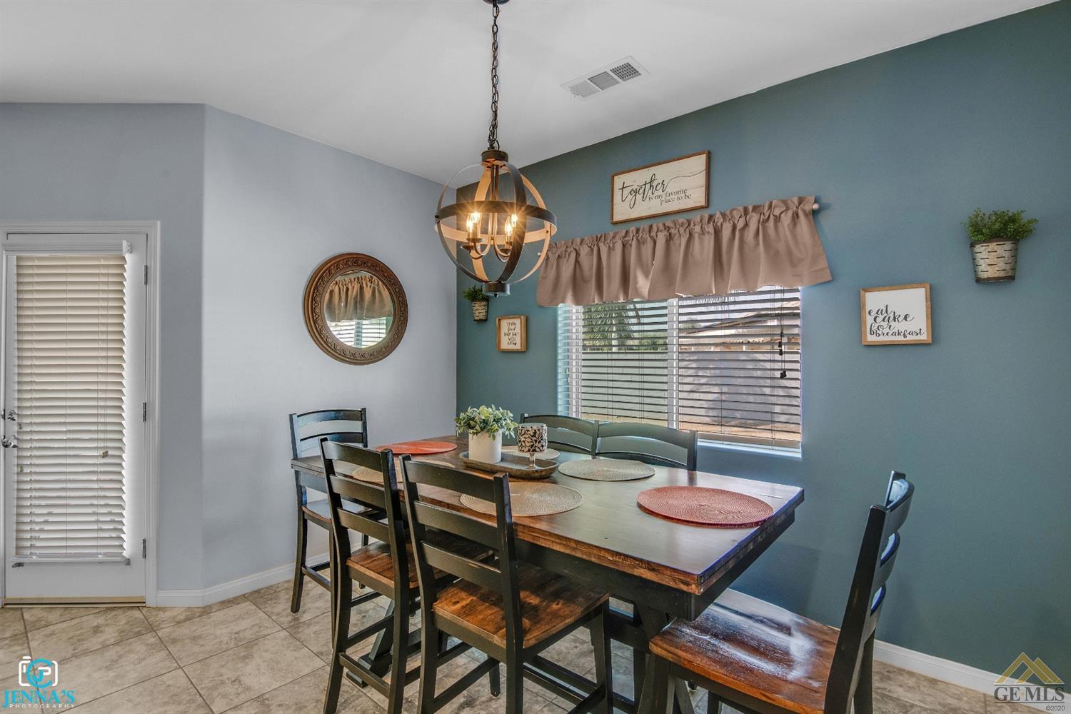 7707 Rhine Drive Bakersfield, CA 93313 - Photo 13 of 33