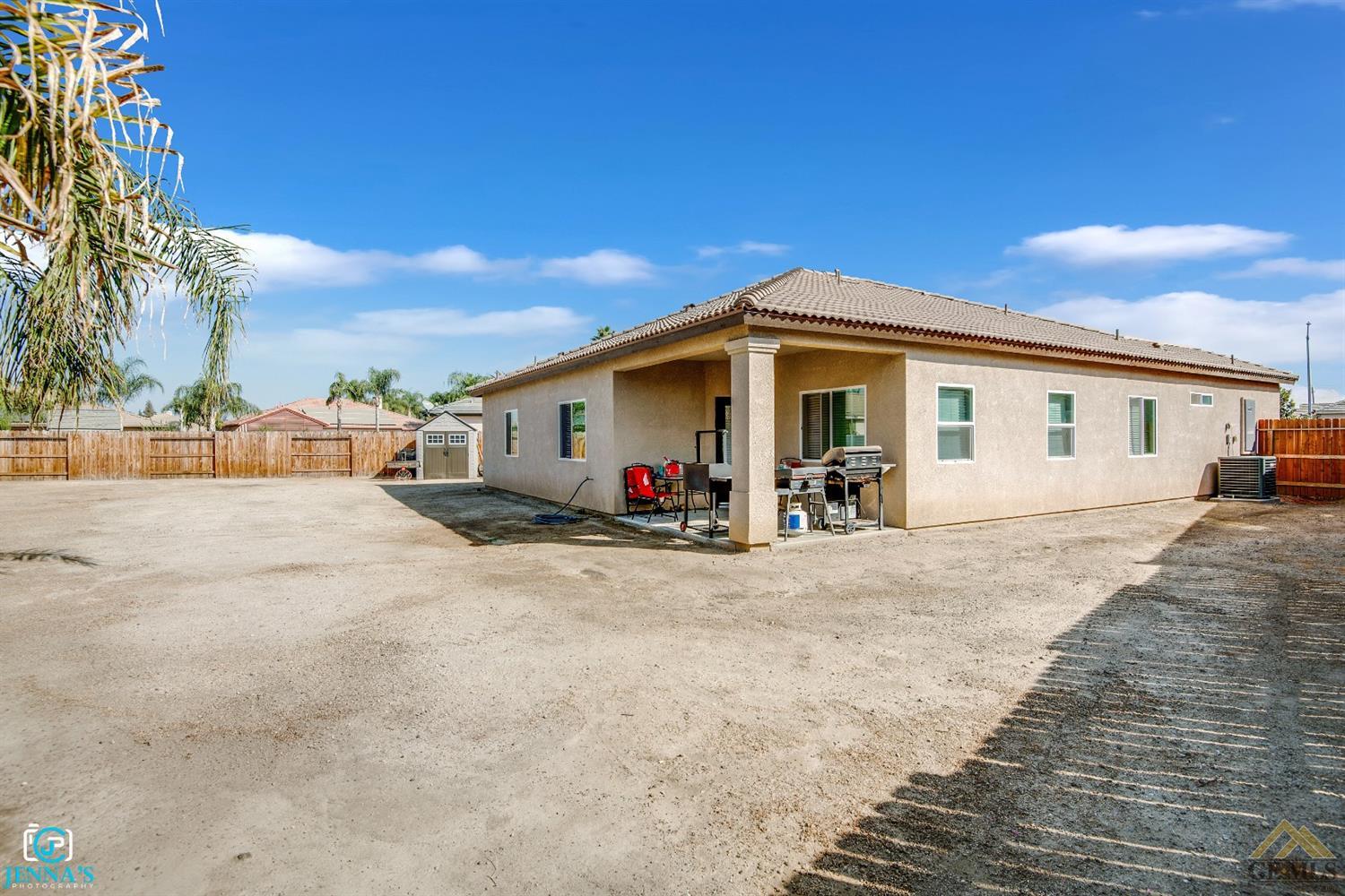 7707 Rhine Drive Bakersfield, CA 93313 - Photo 25 of 33